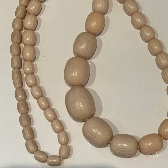 Vintage Art Deco French Celluloid Galalith Graduated Necklace Hidden cla… - Picture 7 of 15